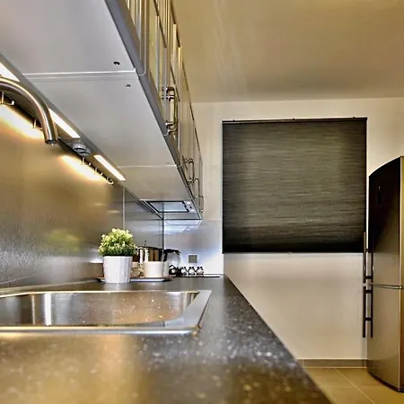 Apartament And Refreshing Flat In *