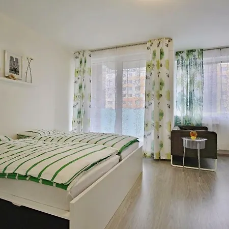 And Refreshing Flat In * Prague