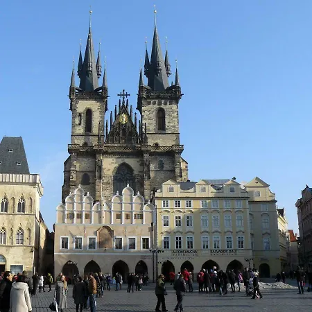 And Refreshing Flat In Apartment *