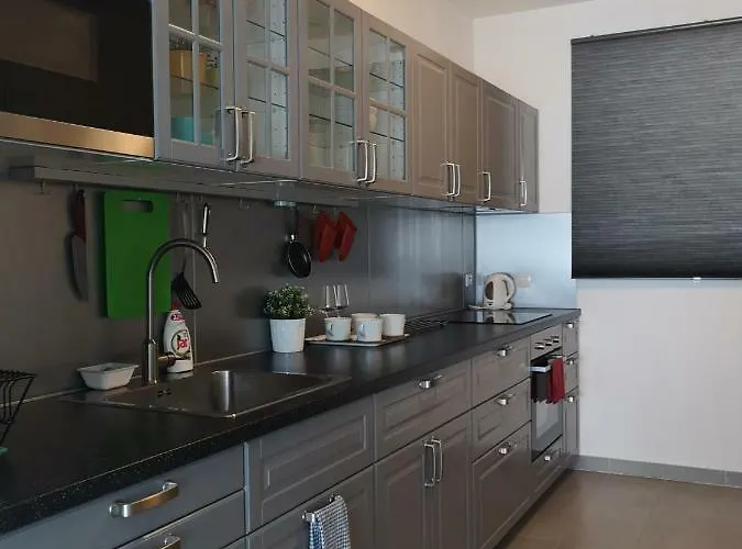 And Refreshing Flat In Apartman *