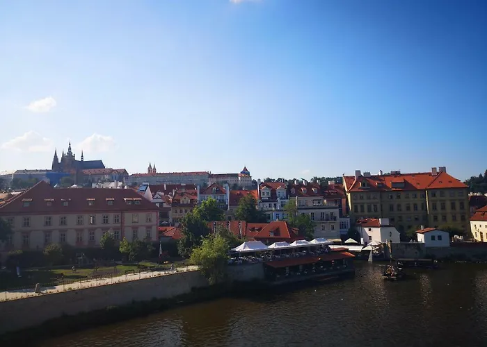 And Refreshing Flat In Apartman